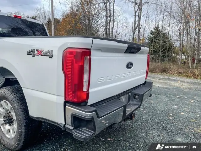 2023 Ford Super Duty F-250 SRW XLT | 7.3L Godzilla V8 Power + in Cars & Trucks in Dartmouth - Image 15