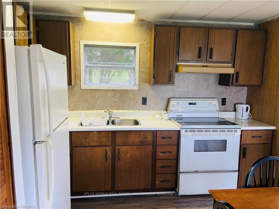 7 - 9 TAMARAC ROAD Northern Bruce Peninsula, Ontario 3