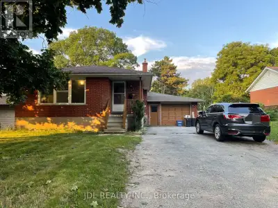B - 384 ALBERT STREET Waterloo, Ontario