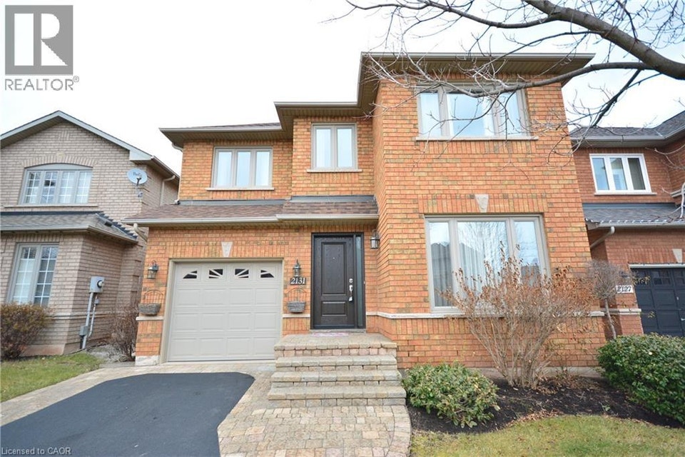 2131 STILLMEADOW Road Oakville, Ontario 2