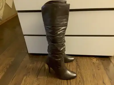 Brand New Stylish women leather boots Size 8.5, View more