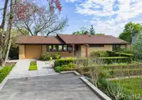 Homes for Sale in Markham Village, Markham, Ontario $1,800,000