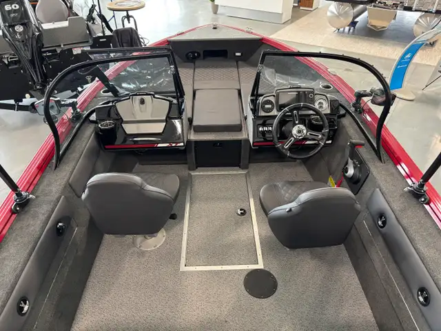 2026 Legend 17 XT Sport Package in Powerboats & Motorboats in Sudbury - Image 8