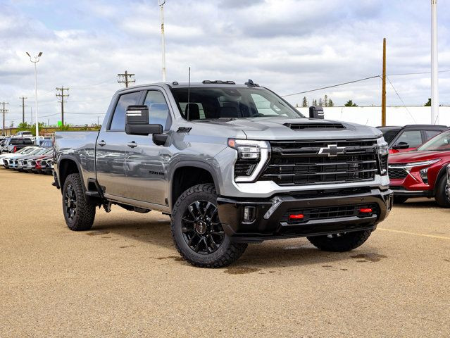 2025 Chevrolet Silverado 3500HD LT in Cars & Trucks in Edmonton - Image 2