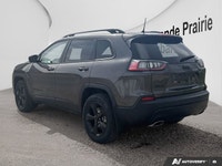 2021 Jeep Cherokee Altitude Vehicle Highlights Keyless Entry CarPlay Heated Seats Built for versatil... (image 2)