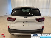 Low Mileage, Apple CarPlay, Android Auto, Power Liftgate, Blind Spot Detection, Lane Keep Assist! As... (image 5)