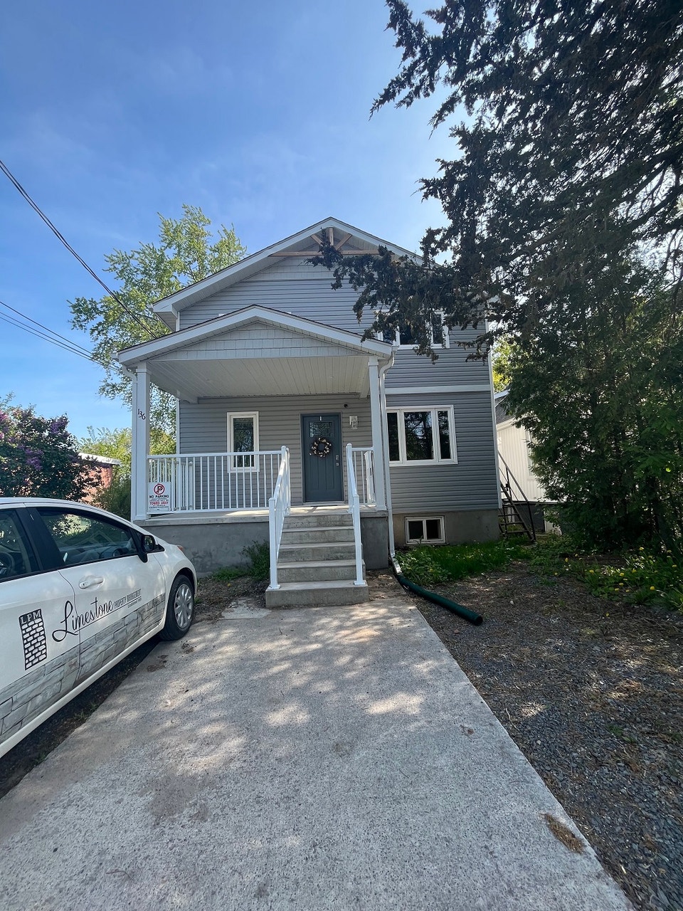 2136 Joseph St 1 bed, 1 bath Available now! Long Term Rentals