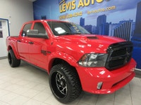 RAM 1500 2019 CLASSIC EXPRESS NIGHT ÉDITION V8 5.7 LITRES HEMI CREW-CAB BOITE 5.7 PIEDS 4X4 TOUT ÉQU... (image 1)