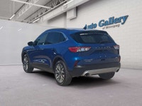 GREAT ESCAPE with TONS OF FEATURES Multi-Zone Air Conditioning | Power Leather Seating | Heated Seat... (image 2)
