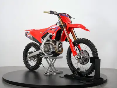 The best of the best, Honda CRF450RWE Works Edition, features a Yoshimura exhaust, Twin Air filter,...