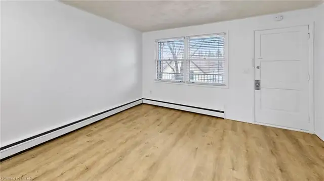 Fully Renovated 1 Bedroom Suite — All Inclusive in Long Term Rentals in Sarnia - Image 7