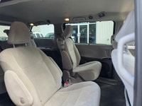 2020 TOYOTA SIENNA 8 PASSENGER WITH REMOVABLE MIDDLE SEAT TO CONVERT TO 7 PASSENGER CAPTAIN SEATING!... (image 7)
