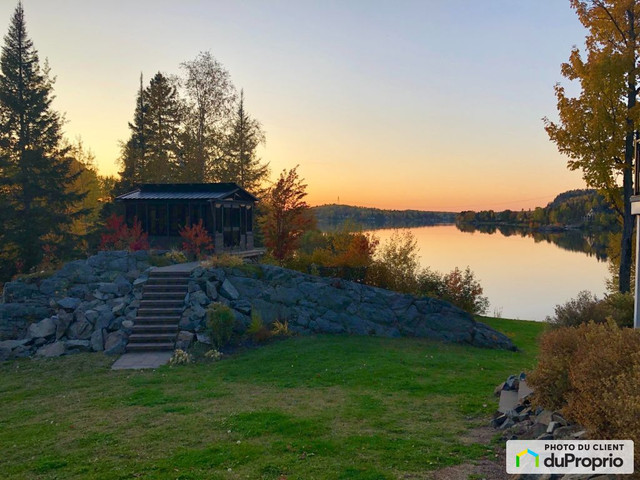 775 000$ - Bungalow à vendre à Jonquière (Lac-Kénogami) dans Maisons à vendre  à Saguenay - Image 3