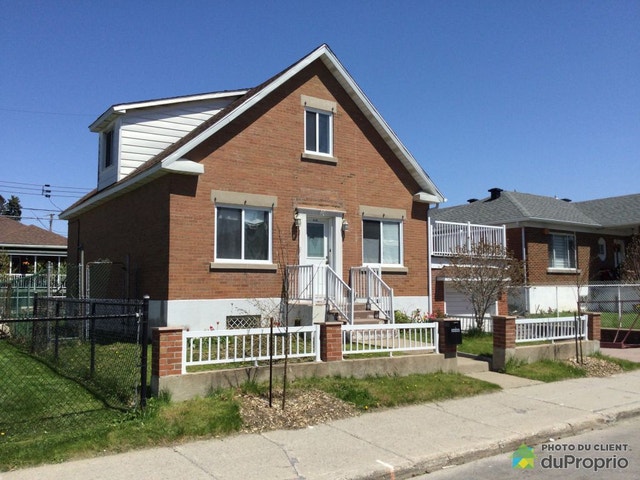 $825,000 - 3 Storey in Villeray / St-Michel / Parc-Extension — photo 1