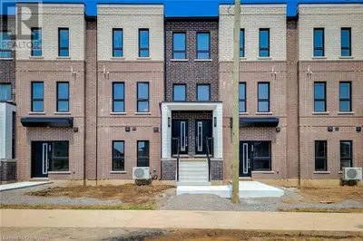 261 BURKE Street Waterdown, Ontario