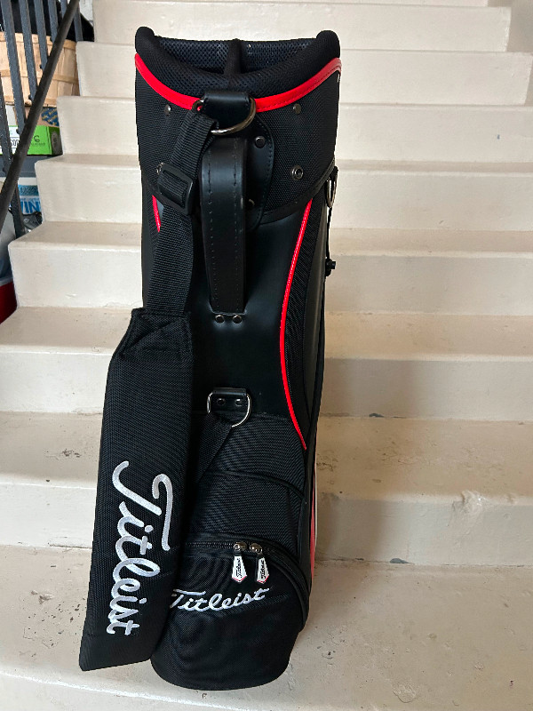 Titlest golf bag in Golf in Truro - Image 2