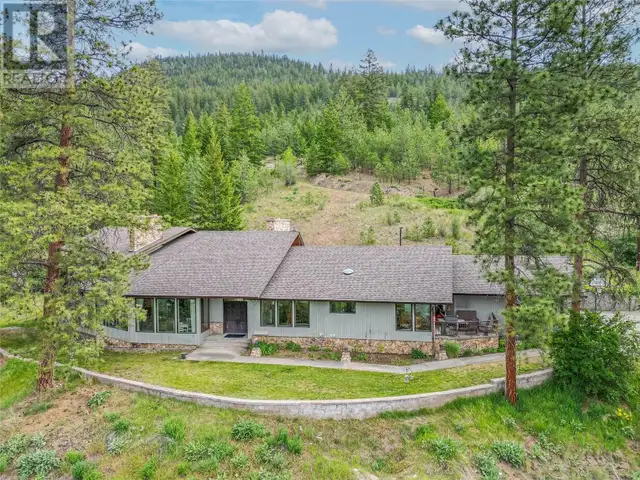 8548 YELLOWHEAD Highway Kamloops, British Columbia in Houses for Sale in Kamloops - Image 5