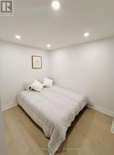 UNIT A BASEMENT - 31 JOSEPH AARON BLVD BOULEVARD Vaughan (Beverl