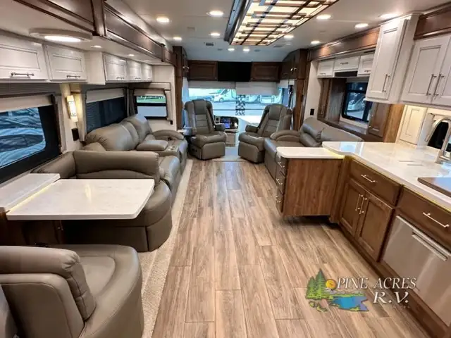 2022 Entegra Coach Aspire 44W 450 h.p. Diesel 11 K Miles in RVs & Motorhomes in Moncton - Image 25