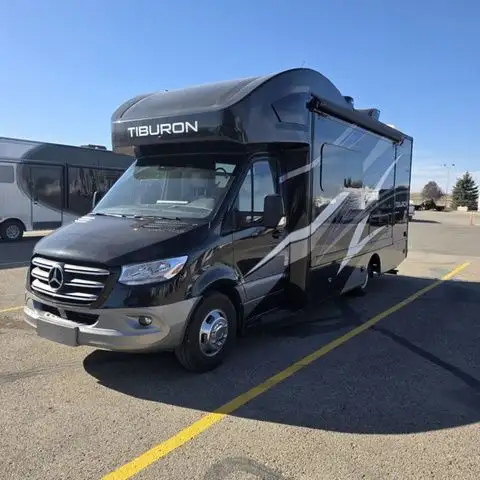 2022 Thor Motor Coach Tiburon Sprinter 24FB in RVs & Motorhomes in Red Deer - Image 4