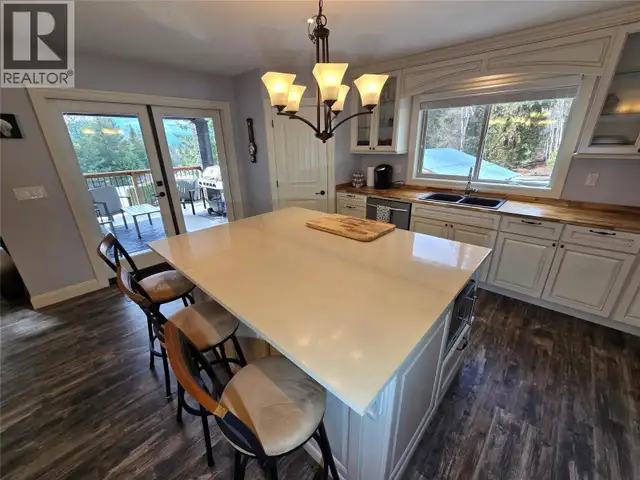 565 Clearwater Valley Road Clearwater, British Columbia in Houses for Sale in Kamloops - Image 8