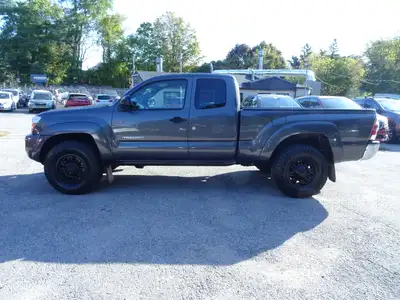 4 Cylinder 5 Speed MANUAL Transmission. Motor World is a proud member of U.C.D.A. and O.M.V.I.C. for...