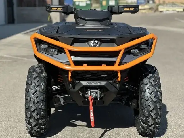 2025 CAN-AM OUTLANDER XT-P 1000R-BLACK! in ATVs in Sudbury - Image 5