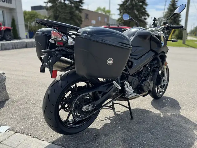 2015 BMW F800R in Sport Bikes in Kitchener / Waterloo - Image 4