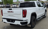 Welcome to Capital GMC! The All New GMC Sierra has been redefined from Hood to Hitch. This 4WD White... (image 4)