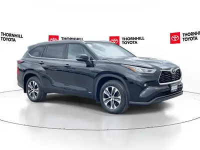 Thornhill Toyota Proudly Presents This Black 2025 Toyota Highlander Hybrid with XLE AWD Package, Fea...