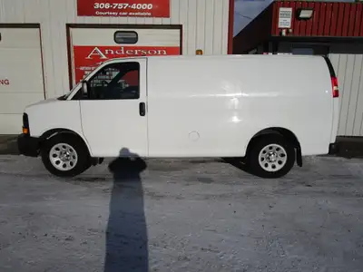 2012 Chevrolet Express 1500 Awd 5.3L Includes a 1 year Warranty!