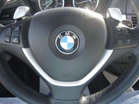 Heated seats, power sunroof, power liftgate, dual climate control, push button start, leather interi... (image 9)