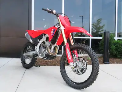 Save $500 as part of the Honda's current promotion - on now for a limited time! Contact one of our S...