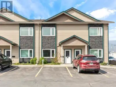 Step into space and flexibility at 51-25 Wann Road in Porter Creek! This 3-bed, 2-bath townhouse con...