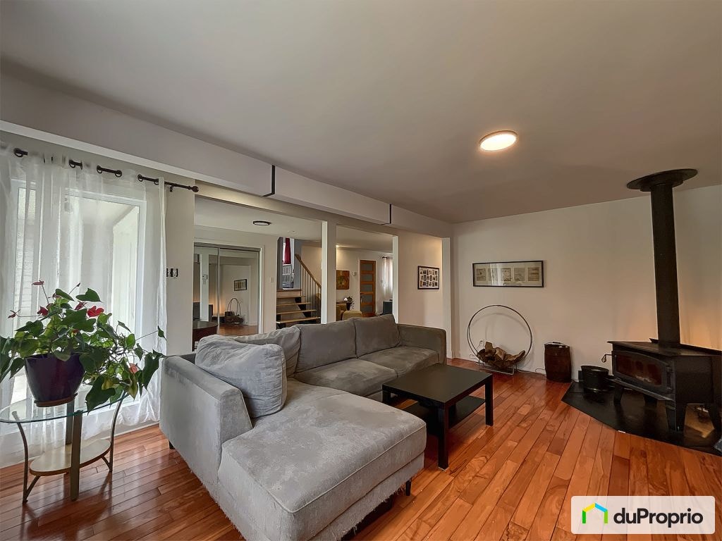 $549,000 - 1 1/2 Storey for sale in Otterburn Park — photo 3