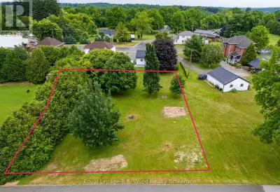 Build your dream home in the peaceful Hamlet of Richmond, ON! 95FT x 124FT, nearly1/3 Acre premium l...