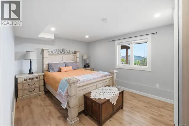 8485 Lisa Lane Lantzville, British Columbia in Houses for Sale in Victoria - Image 35