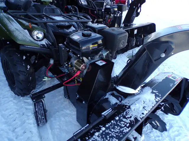 YAMAHA KODIAK 700 EPS WITH BERCOMAC SNOWBLOWER in Other in Ottawa - Image 8