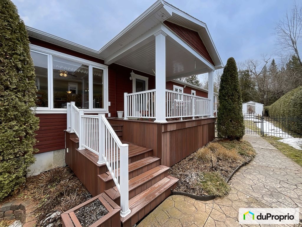 $785,000 - Bungalow for sale in Sherbrooke (Rock Forest) — photo 2