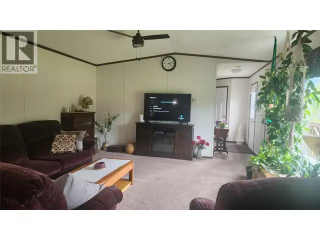 3015 6 Highway Nakusp, British Columbia in Houses for Sale in Nelson - Image 10