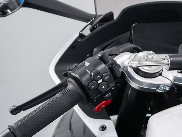 2025 CFMOTO 675SS in Street, Cruisers & Choppers in Kelowna - Image 15