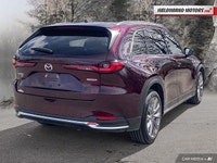 Power Passenger Seat, Power Driver's Seat, Leather Seats, Lane Departure, Heated Steering Wheel, Hea... (image 4)