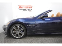 V8 4.7 454 HP 384 IB-FT . 0-100 KM EN 4.9 SEC ; FREIN BREMBO; SYSTEME AUDIO BOSE; MAGS 20''. INTÉRIE... (image 7)