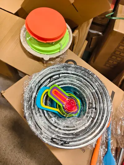 7-Piece Stainless Steel Mixing Bowl Set with Lids, Graters & Kit, View more
