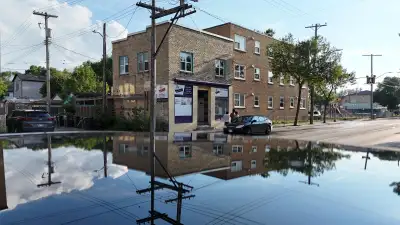 *BUSINESS ONLY FOR SALE* This turnkey takeout restaurant delivers unbeatable value in one of Winnipe...