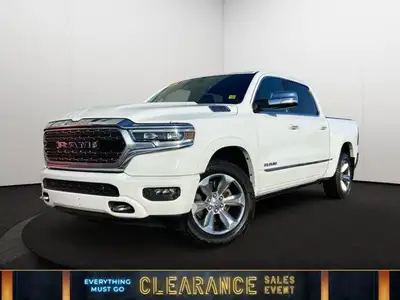 This Ram 1500 has a strong Regular Unleaded V-8 5.7 L/345 engine powering this Automatic transmissio...
