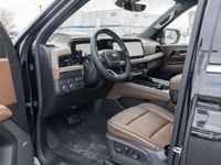 Elevate your everyday journeys with this 2026 Chevrolet Suburban High Country 4WD 4-Door SUV — the p... (image 7)