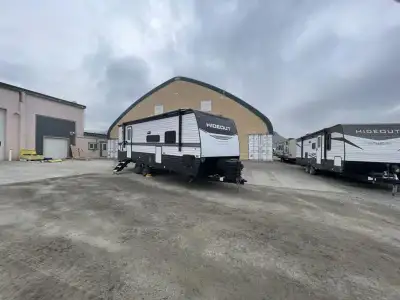 We are looking for good pre owned Rv's to buy or consign!! Keystone Hideout DLX travel trailer 24RBS...