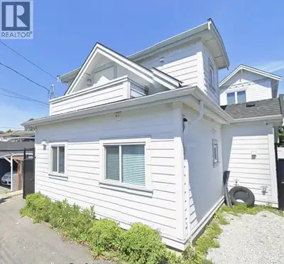 Furnished 3 bedroom, 2 bathroom laneway house near Langara College in Vancouver. Built in 2018, this...