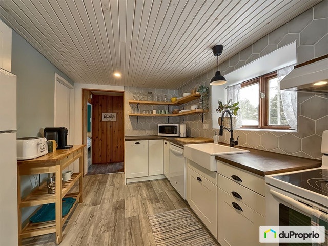 $315,000 - 1 1/2 Storey for sale in St-Tite-Des-Caps — photo 3